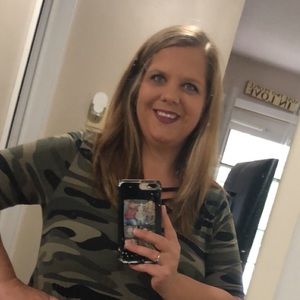 Meet your Posher, Lindsey